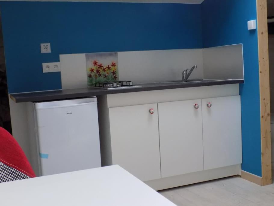 Apartamento Vue Du Jardin Les Adjots Exterior foto